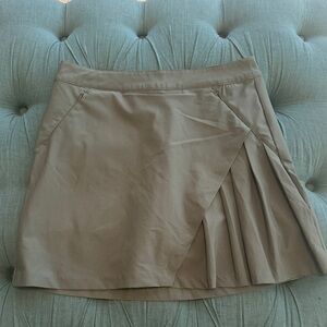 Chic Women’s Golf Skirt